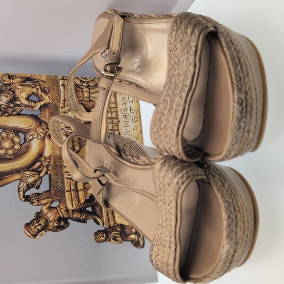 Austin Nights, Stuart Weitzman Metallic Raffia Flatty Wedges sz 8 - Picture 8 of 8